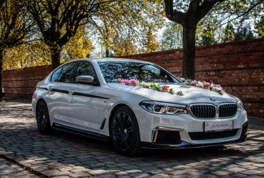 Samochód do Ślubu lub Wesela BMW M550i wynajem 8