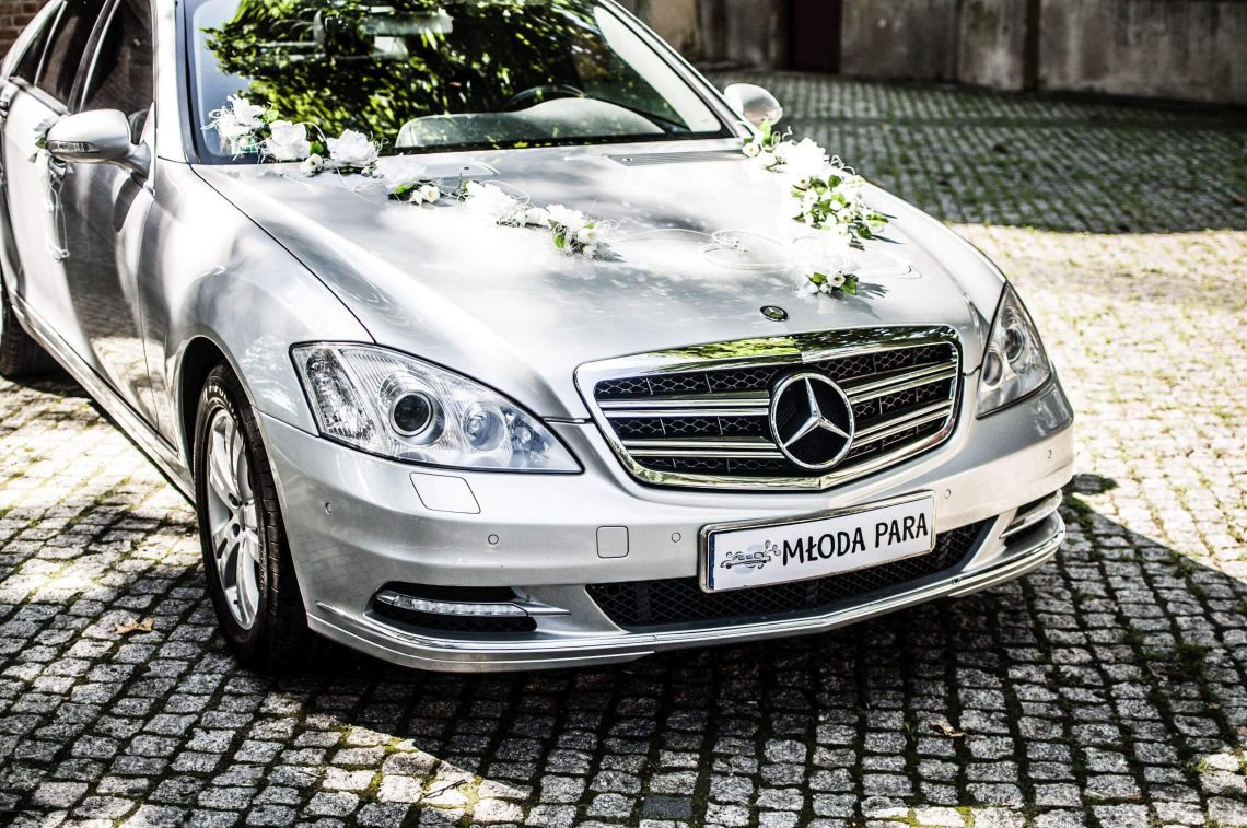 Luksusowa limuzyna Mercedes S do ślubu lub wesela wynajem 10