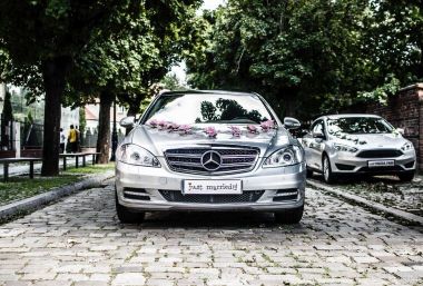 Luksusowa limuzyna Mercedes S do ślubu lub wesela wynajem 16